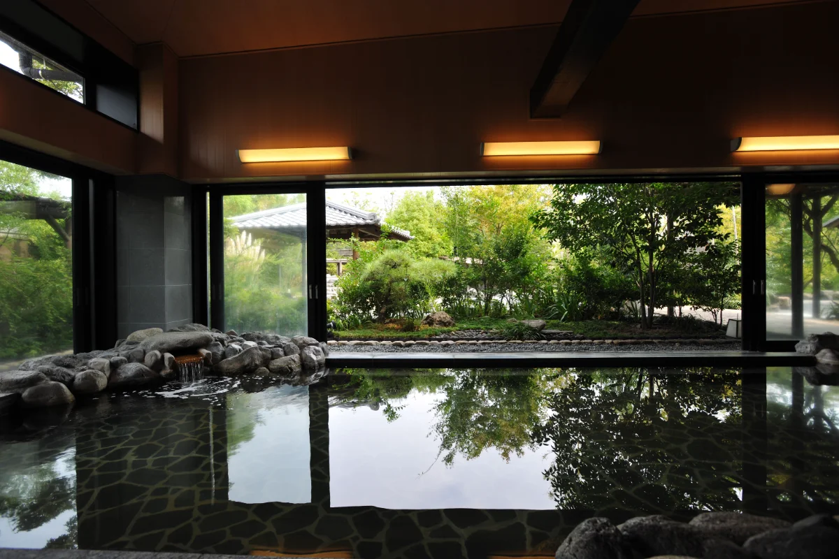 天然温泉延羽の湯本店